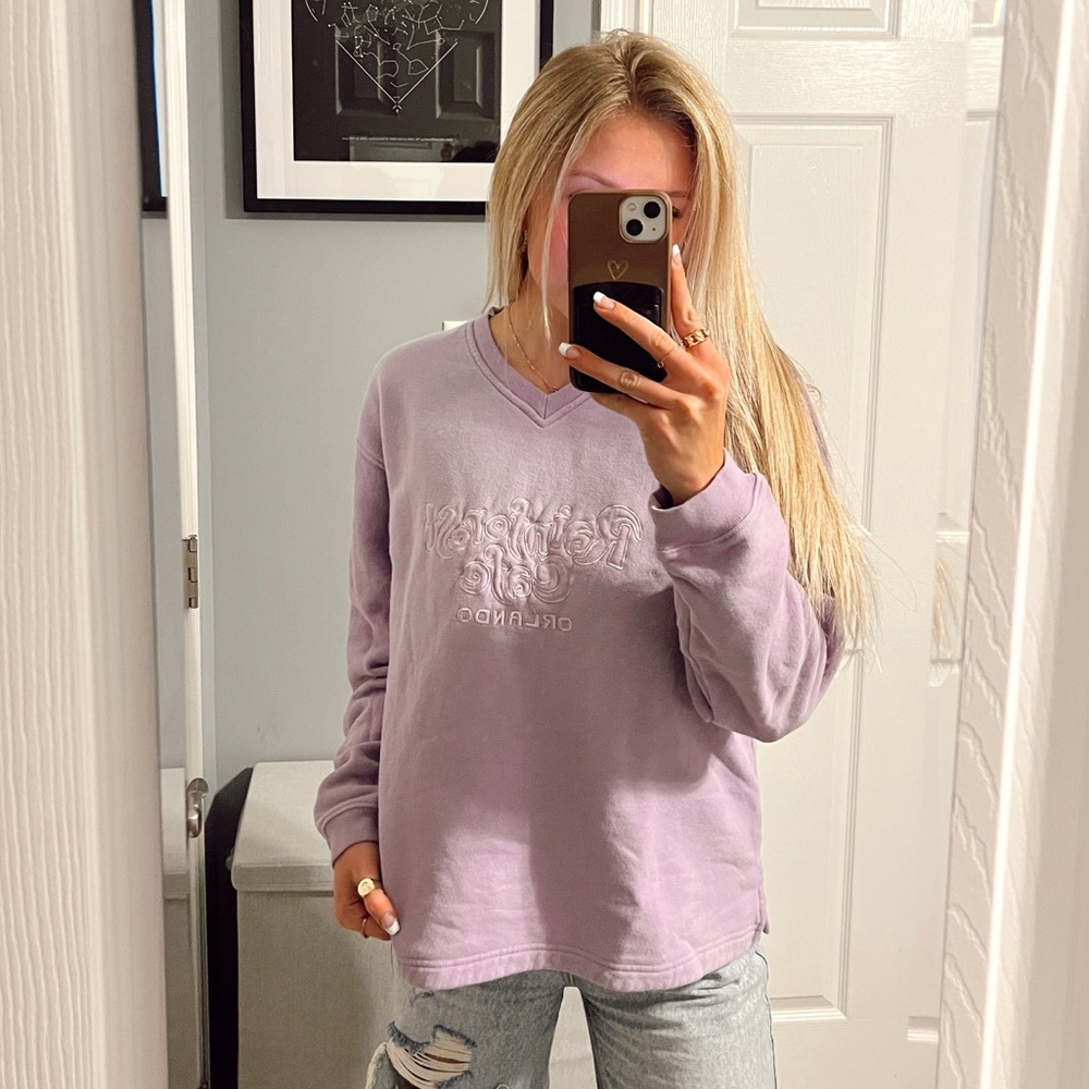 Vintage Rain Forest Cafe Orlando Purple V Neck Crewneck